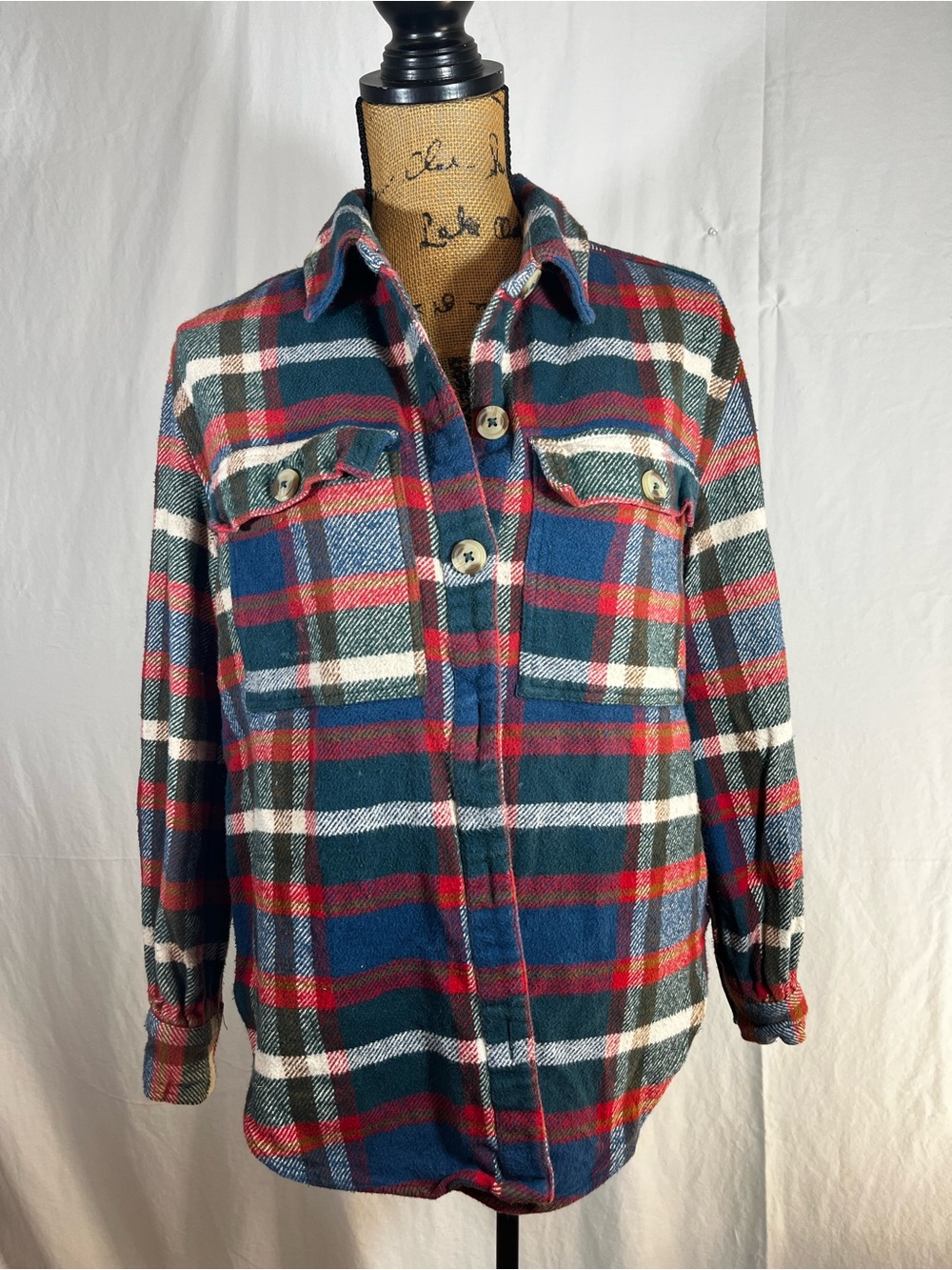 Vintage Style Plaid Flannel Button Down Shacket Shirt  size XS women’s